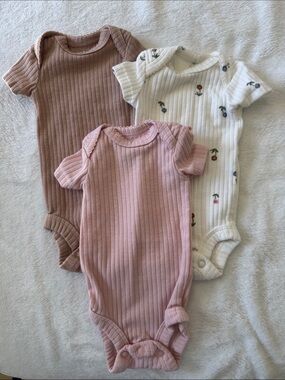 3-Pack Carters PREMIE Ribbed Short-Sleeve One-Pieces - Pink, Mauve, White Floral